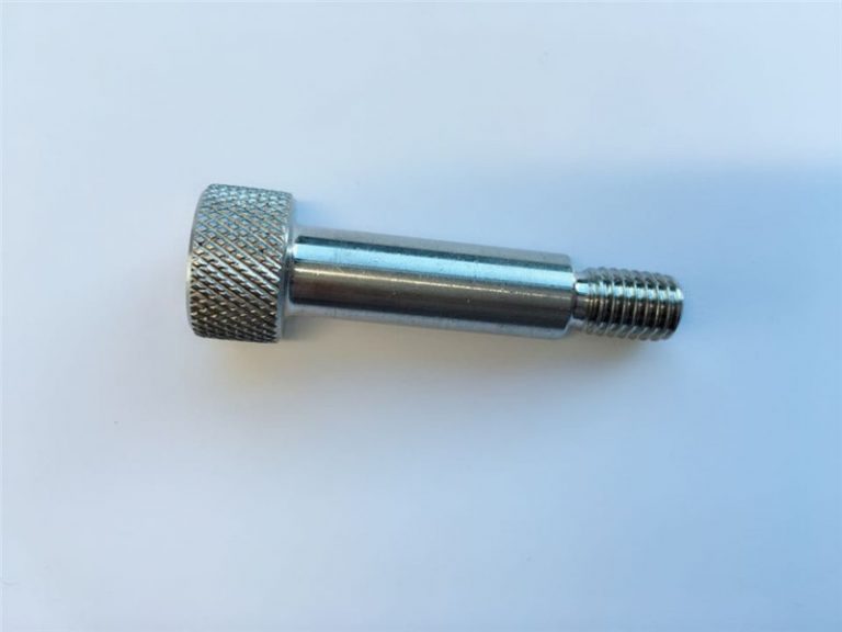 customized socket hexagon head cap 18-8 stainless steel shoulder screw